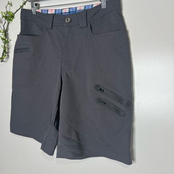 Lululemon Cadence Cargo Mens Shorts sz34 - Picture 1 of 9